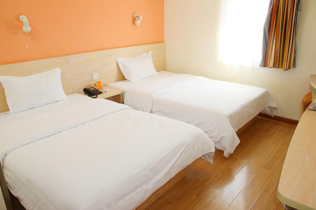 7Days Inn Guangzhou East Railway Station Branch Exteriör bild